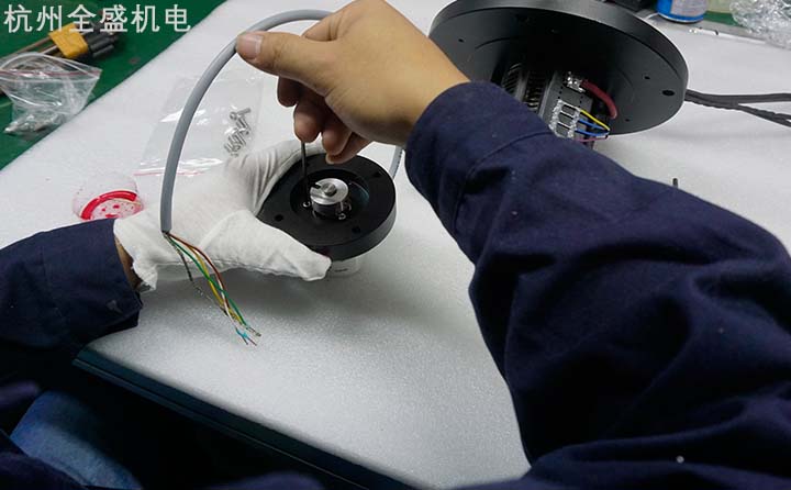 導(dǎo)電環(huán)的保養(yǎng)維護壞了怎么維修